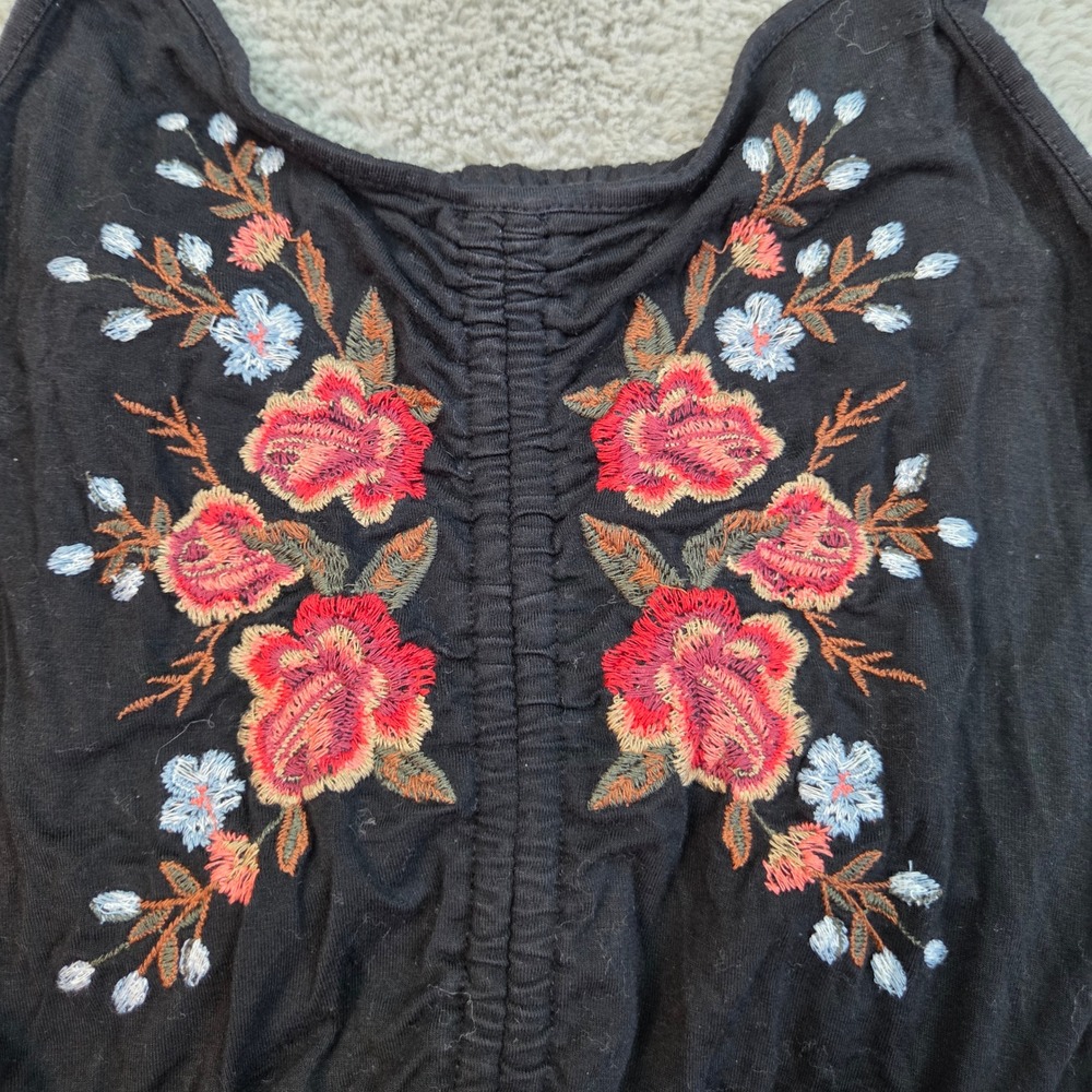 American Eagle Floral Embroidered Romper Womens Sm Black Boho Ruffle Sleeveless - Picture 3 of 7